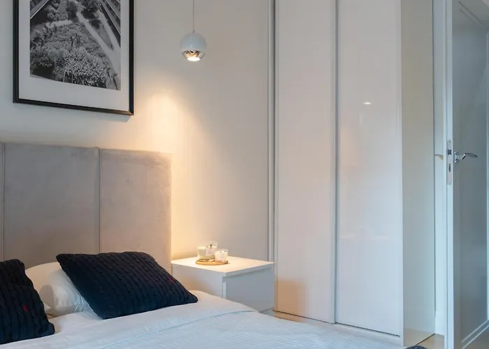 Wroclove Place Gwiazdzista St Apartament Wrocław