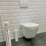 Wroclove Place Gwiazdzista St Apartmán