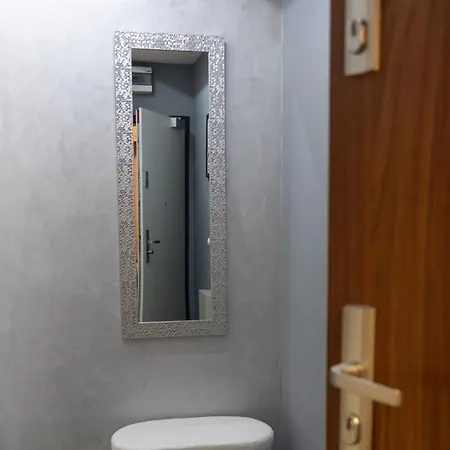 Wroclove Place Gwiazdzista St Apartmán *