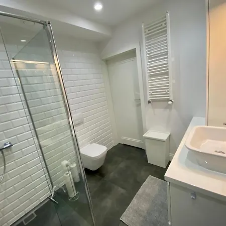 Wroclove Place Gwiazdzista St Apartmán